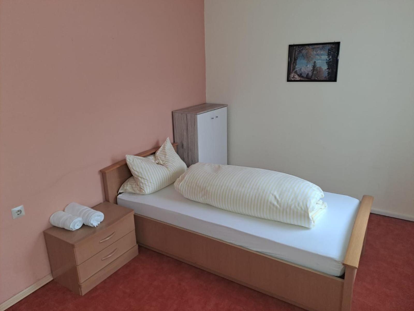 Gasthof Hirschkeller Hotel Göppingen Kamer foto